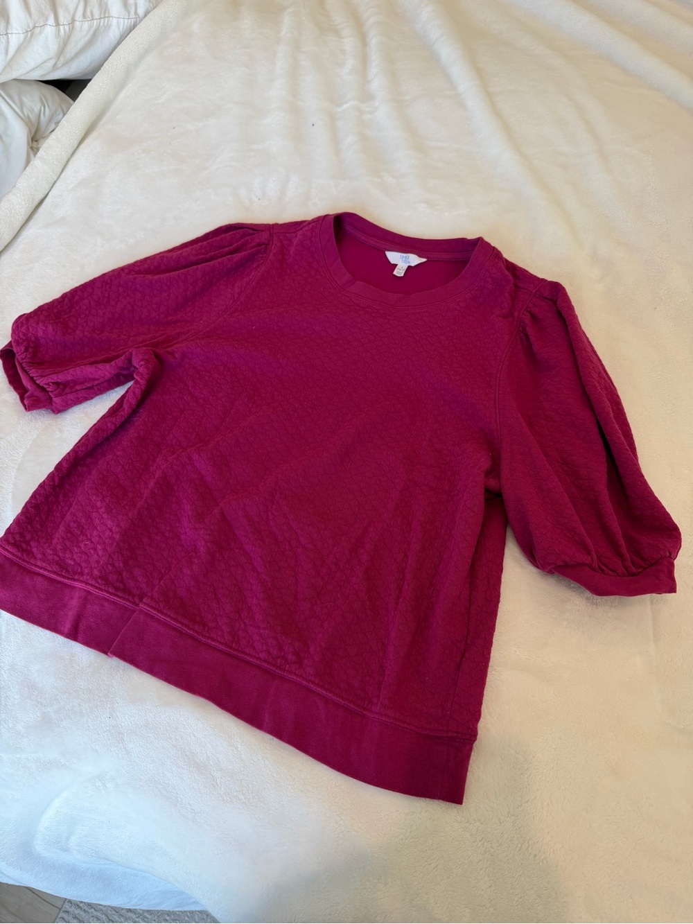 Time and Tru Magenta Puff Sleeve Sweatshirt